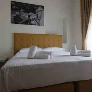 a-view-a-touch-of-rome.it-romehotels.com/
